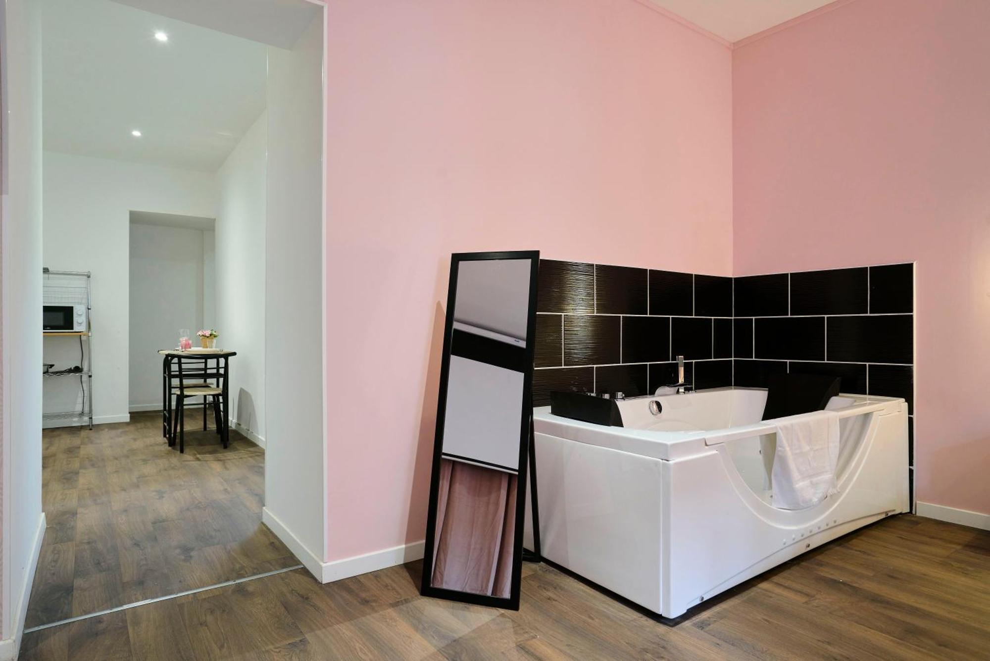 Ng Prestige L Lille L Tourcoing - Bouvines - Balneo & Cuisine Apartment Екстериор снимка